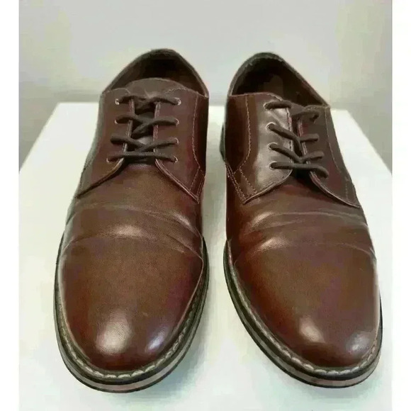 EUC Express Brown Men’s Dress Shoes Size 8 Oxford Style - Picture 2 of 9